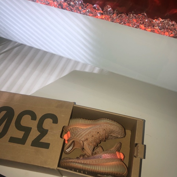 yeezy 350 infant